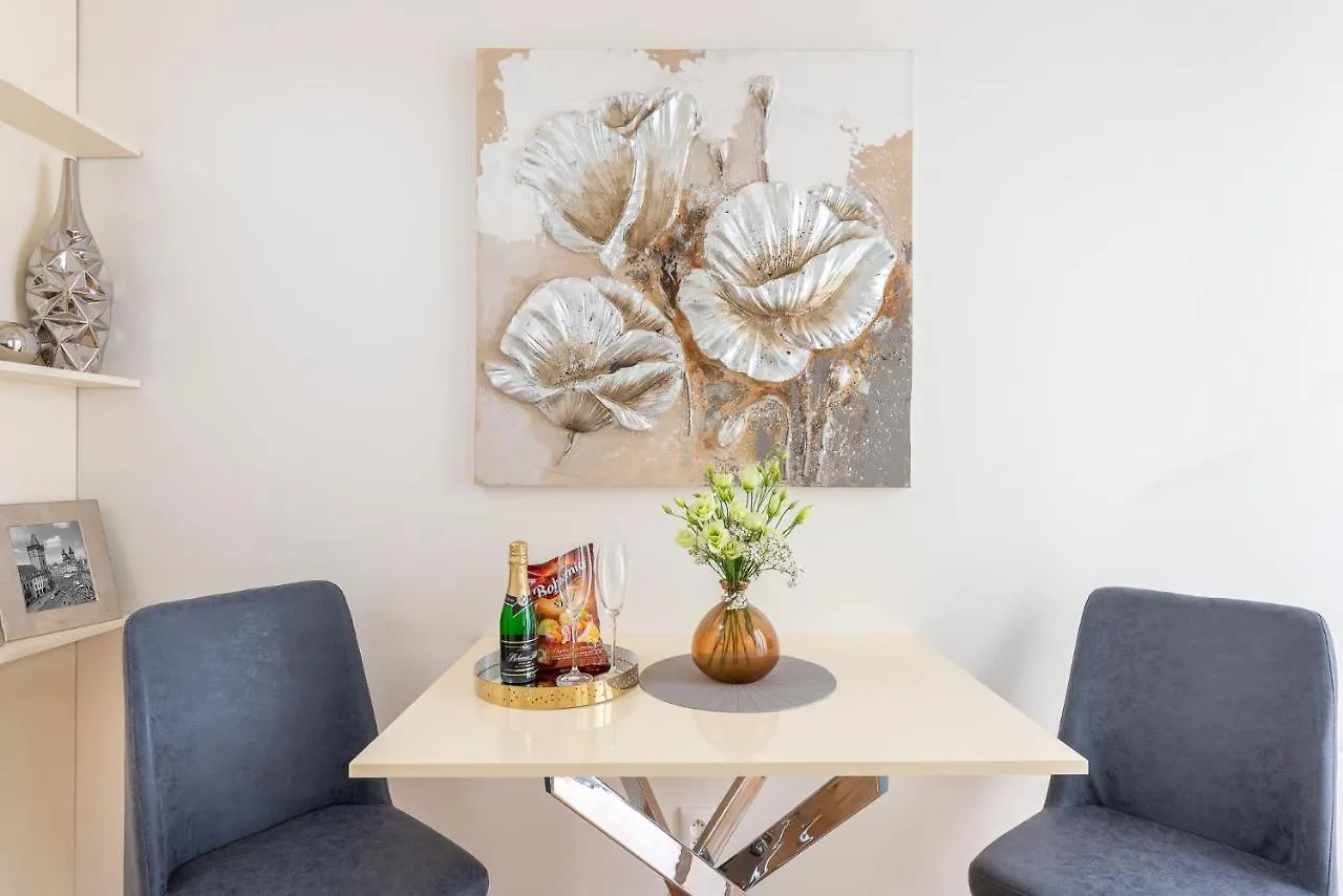 Cozy&Quiet Apartment With A/C In City Centre Prague