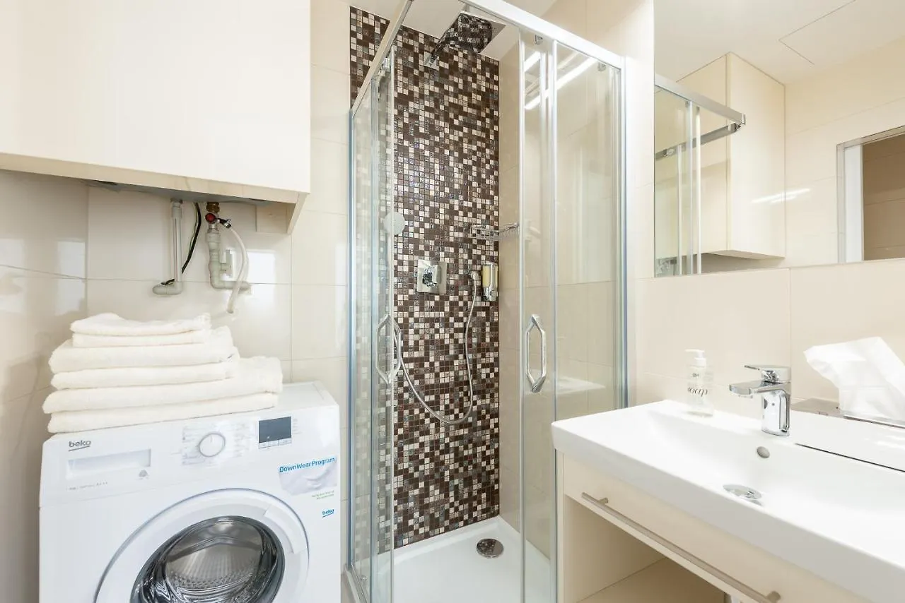 Cozy&Quiet Apartment With A/C In City Centre Prague Czech Republic